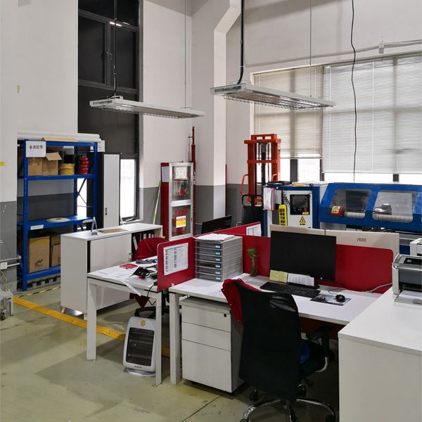 工廠車間崗位電加熱采暖